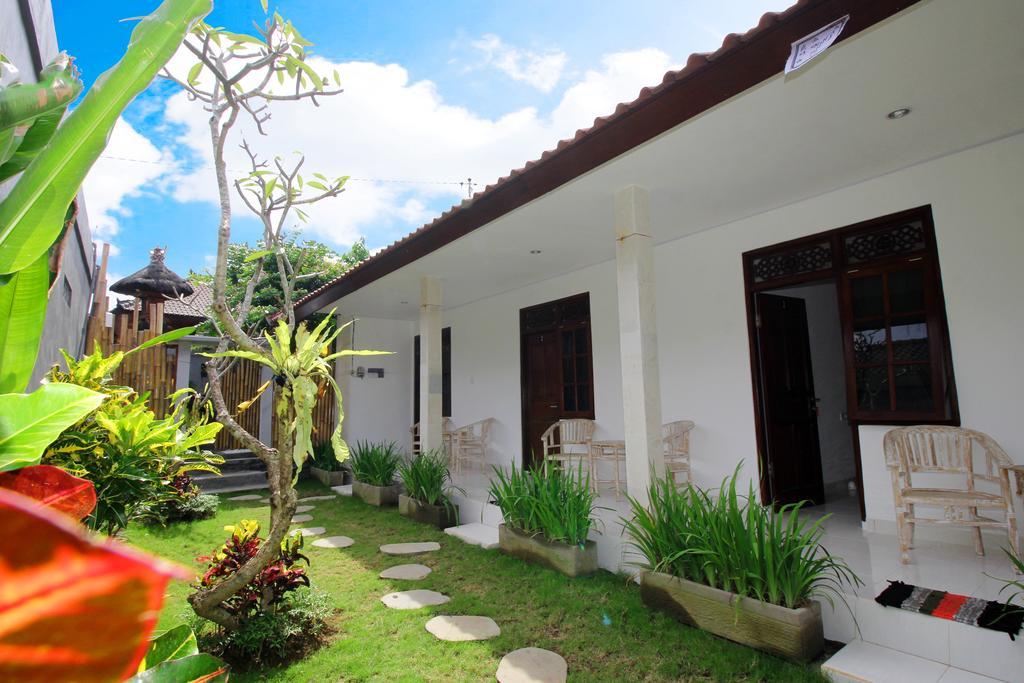 Andy Guesthouse Canggu Exteriér fotografie